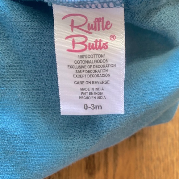 RuffleButts Long Sleeve Bodysuit w/Corduroy Overalls - Picture 3 of 4